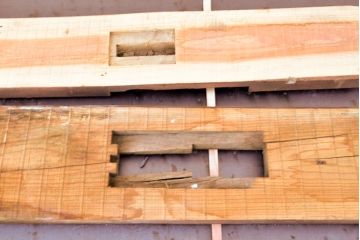 古材　DIYにおすすめ!古民家の梁に使われていたケヤキ材3枚セット(材料、木材、板)(R-050274)