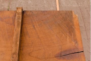 古材　味わいを増した木肌が魅力的な総ケヤキ材一枚板(DIY、材料、板、天板)(R-050283)
