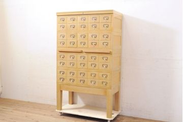 レトロ家具　昭和レトロ　KIHARA　引き出し40杯!店舗什器におすすめのナラ材製ネームプレート付きカードケース(引き出し、チェスト、図書館、図書室)(R-050288)