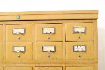 【簡易リペア限定品】レトロ家具　昭和レトロ　KIHARA　小物収納にうってつけのナラ材製ネームプレート付きカードケース(引き出し、チェスト、図書館、図書室)(R-050289)