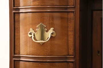 中古　美品　アメリカ　ヒッコリーチェア(HICKORY CHAIR)　マホガニー材　高級感とクラシカルな雰囲気を高めるデスク(両袖机、ワークデスク、在宅用、在宅ワーク)(定価約89万円)(R-050292)
