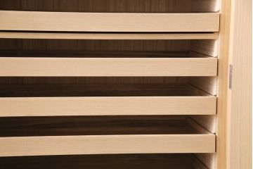 中古　美品　国産　気品あふれる佇まいが魅力の総桐箪笥(胴厚)(着物箪笥、衣装箪笥、和タンス、桐たんす)(定価約90万円)(R-050295)