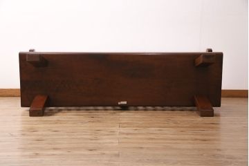 中古　激レア!　特注品　九州民芸家具　漆塗りが美しいスピンドルベンチ(アーム付きベンチ、3人掛け、三人掛け)(定価約75万円)(R-050310)