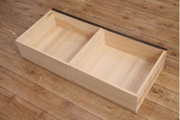 中古　美品　北海道民芸家具　飾り棚としてもおすすめ!和・洋どちらの空間にも合わせやすいシンプルなブックケース(本箱、書棚、飾り棚) (R-050312)