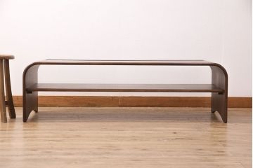 中古　美品　カリモク家具(karimoku)　モダンなデザインがお洒落な空間づくりに活躍するセンターテーブル(リビングテーブル、ローテーブル)(R-050313)