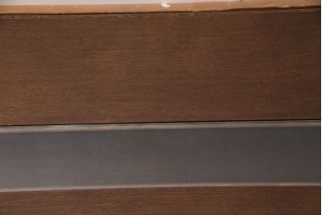 中古　美品　カリモク家具(karimoku)　モダンなデザインがお洒落な空間づくりに活躍するセンターテーブル(リビングテーブル、ローテーブル)(R-050313)