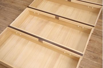 中古　民芸家具　筑後民芸家具　渋いたたずまいが魅力的なチェスト(引き出し、衣装箪笥、整理箪笥、収納箪笥)(R-050319)