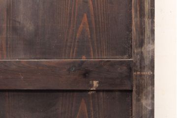 和製アンティーク　江戸明治期につくられた味わい深い板戸1枚(帯戸、建具、引き戸)(R-050324)