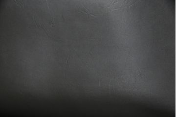 中古　イタリア　Enrico Pellizzoni(エンリコペリッツォーニ)　モダンでスタイリッシュな空間づくりにおすすめのダークカラーの本革チェア(椅子)(R-050329)