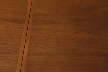 北欧ヴィンテージ　チーク材　珍しいデザインで使い勝手の良いバタフライテーブル　(R-050331)