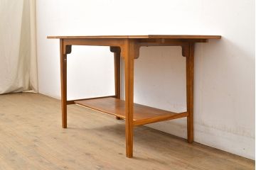ビンテージ家具　北欧ヴィンテージ　チーク材　珍しいデザインが使い勝手の良いバタフライテーブル(サイドテーブル、オケージョナルテーブル)(R-050331)