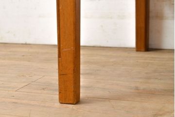 ビンテージ家具　北欧ヴィンテージ　チーク材　珍しいデザインが使い勝手の良いバタフライテーブル(サイドテーブル、オケージョナルテーブル)(R-050331)
