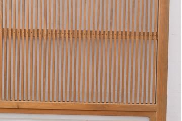 アンティーク建具　腰板のケヤキ材がアクセントになった格子戸1枚(引き戸)(R-050338)