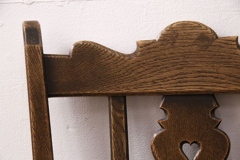 中古　神戸家具　永田良介商店　素朴なアンティークスタイルを楽しめるスカシ型食堂椅子(チェア、イス)(R-050340)