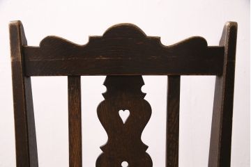 中古　神戸家具　永田良介商店　素朴なアンティークスタイルを楽しめるスカシ型食堂椅子(チェア、イス)(R-050340)