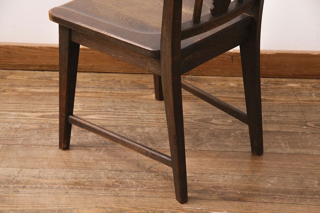 中古　神戸家具　永田良介商店　素朴なアンティークスタイルを楽しめるスカシ型食堂椅子(チェア、イス)(R-050340)