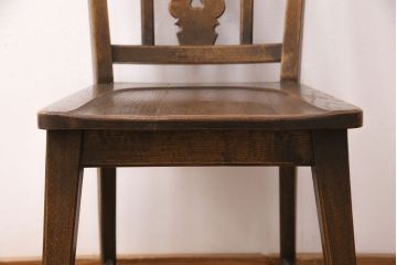 中古　神戸家具　永田良介商店　素朴なアンティークスタイルを楽しめるスカシ型食堂椅子(チェア、イス)(R-050341)