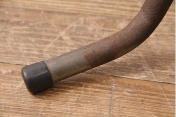 ヴィンテージ家具　インダストリアルスタイルの空間づくりに活躍するサイドテーブル(コーヒーテーブル、ラウンドテーブル、ビンテージ)(R-050342)