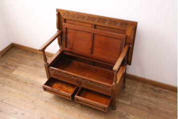 中古　カリン材製　高級家具　いろいろな使い方を楽しめる、便利なモンクスベンチ(ブランケットボックス、テーブル、サイドボード、花梨材)(R-050345)