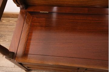 中古　カリン材製　高級家具　いろいろな使い方を楽しめる、便利なモンクスベンチ(ブランケットボックス、テーブル、サイドボード、花梨材)(R-050345)