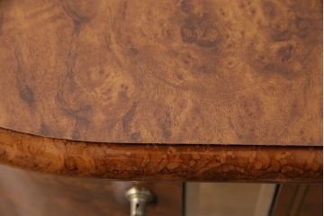 中古　美品　イタリア輸入家具　Eddi Rose(エディローズ)　ヨーロッパ調の華豪華な雰囲気づくりにぴったりなサイドボード(収納棚、戸棚、キャビネット)(R-050347)