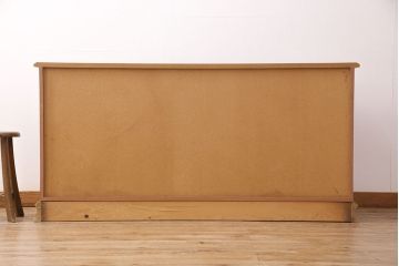 中古　美品　イタリア輸入家具　Eddi Rose(エディローズ)　ヨーロッパ調の華豪華な雰囲気づくりにぴったりなサイドボード(収納棚、戸棚、キャビネット)(R-050347)