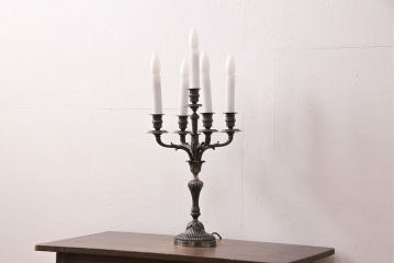 ヴィンテージ照明　フランスビンテージ　クリストフル　キャンドルスタンド型のテーブルスタンド(テーブルランプ、卓上照明)(R-050348)