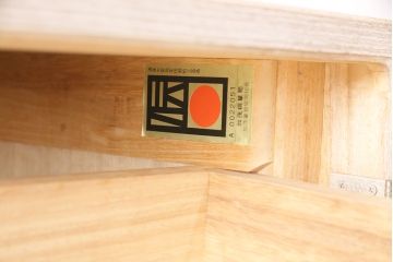 中古　伝統工芸士・小林雄蔵作　品の良さを感じさせる加茂総桐箪笥(並厚、四方丸)(総桐たんす、総桐箪笥、整理タンス、和タンス、衣装箪笥、着物箪笥)(R-050352)