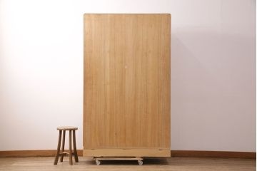 中古　伝統工芸士・小林雄蔵作　品の良さを感じさせる加茂総桐箪笥(並厚、四方丸)(総桐たんす、総桐箪笥、整理タンス、和タンス、衣装箪笥、着物箪笥)(R-050352)