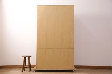 中古　国産　広島・府中家具　衣装盆付き　収納力抜群!上品な佇まいが魅力の総桐箪笥(並厚、和タンス、衣装箪笥、着物箪笥、桐たんす)(R-050353)