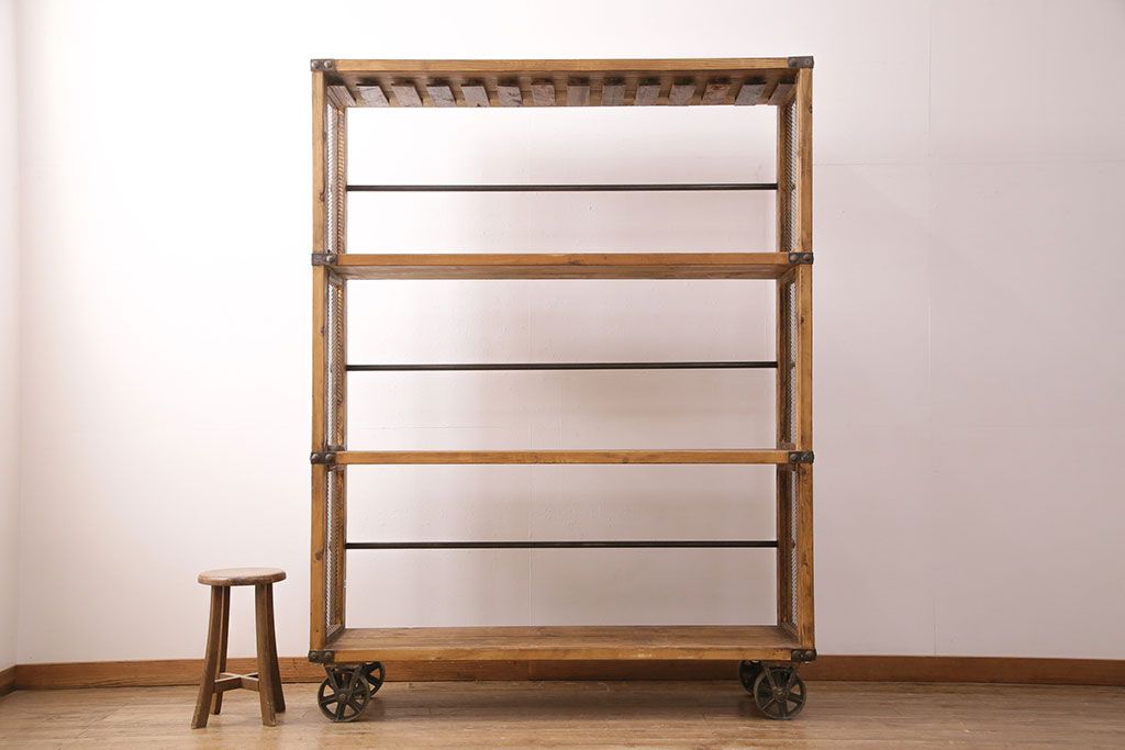 最終価格！ドイツ　KARE DESIGN(カレデザイン)　キャスター付　シェルフ 最終価格！ドイツ KARE DESIGN(カレデザイン) キャスター付