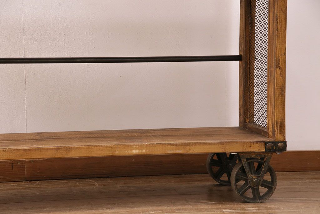 最終価格！ドイツ　KARE DESIGN(カレデザイン)　キャスター付　シェルフ 最終価格！ドイツ KARE DESIGN(カレデザイン) キャスター付