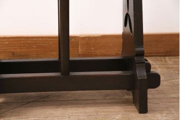 アンティーク家具　ナラ材　凝ったつくりの脚が魅力的なバタフライテーブル(ラウンドテーブル、コーヒーテーブル、ドロップリーフテーブル)(R-050355)