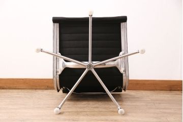 中古　美品　Hermanmiller(ハーマンミラー社)　イームズアルミナムグループ　サイドチェア(定価約19万円)(オフィスチェア、椅子)(R-050356)
