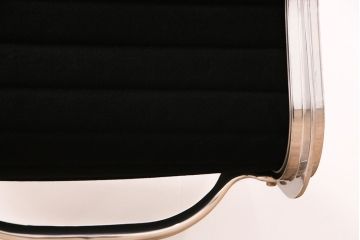 中古　美品　Hermanmiller(ハーマンミラー社)　イームズアルミナムグループ　サイドチェア(定価約19万円)(オフィスチェア、椅子)(R-050357)