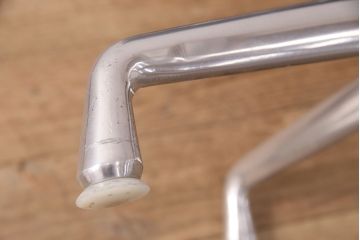 中古　美品　Hermanmiller(ハーマンミラー社)　イームズアルミナムグループ　サイドチェア(定価約19万円)(オフィスチェア、椅子)(R-050359)