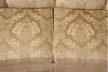 中古　美品　DREXEL HERITAGE(ドレクセルヘリテイジ)　上質な空間づくりにおすすめ!エレガントな佇まいが魅力の2.5人掛けワイドソファ(2Pソファ、2人掛け、二人掛け、3人掛け、三人掛け、3P)(定価約120万円)(R-050363)