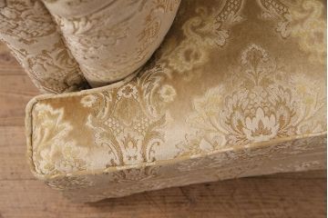 中古　美品　DREXEL HERITAGE(ドレクセルヘリテイジ)　上質な空間づくりにおすすめ!エレガントな佇まいが魅力の2.5人掛けワイドソファ(2Pソファ、2人掛け、二人掛け、3人掛け、三人掛け、3P)(定価約120万円)(R-050363)