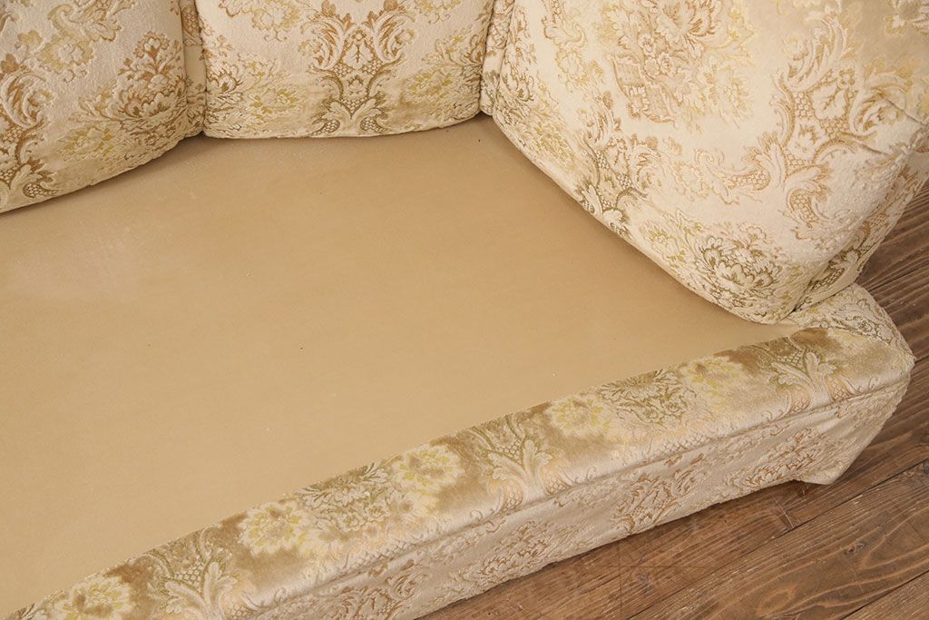 中古　美品　DREXEL HERITAGE(ドレクセルヘリテイジ)　上質な空間づくりにおすすめ!エレガントな佇まいが魅力の2.5人掛けワイドソファ(2Pソファ、2人掛け、二人掛け、3人掛け、三人掛け、3P)(定価約120万円)(R-050363)