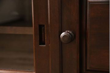 中古　美品　松本民芸家具　当店リメイク　和と洋どちらの空間にも取り入れやすいローボード(収納棚、戸棚、サイドボード、テレビ台、テレビボード)(R-050365)