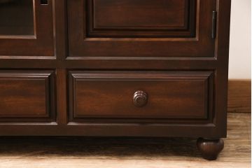 中古　美品　松本民芸家具　当店リメイク　和と洋どちらの空間にも取り入れやすいローボード(収納棚、戸棚、サイドボード、テレビ台、テレビボード)(R-050365)