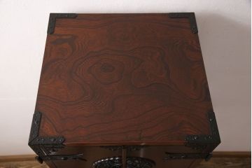 中古　美品　民芸家具　駿河民芸　縦長箪笥(チェスト、サイドチェスト、引き出し)(R-050371)