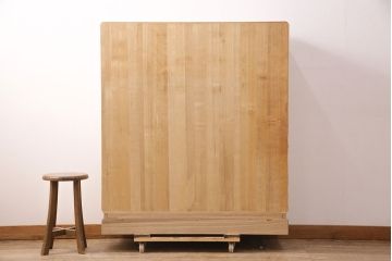 中古　国産　引手金具が可愛らしい、品のある佇まいが魅力の総桐箪笥(並厚、四方丸、桐たんす)(引き出し、チェスト、衣装箪笥、整理タンス、小抽タンス、小箪笥、桐たんす)(R-050373)