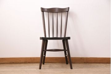 中古　北海道民芸家具　シンプルなデザインが取り入れやすいダイニングチェア(ウィンザーチェア、板座チェア、椅子、ウインザーチェア)(R-050375)
