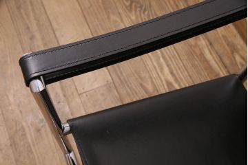 中古　Cassina(カッシーナ)　ル・コルビュジエ　LC1スリングチェア(アームチェア、椅子)(定価約44万円)(R-050376)