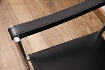 中古　Cassina(カッシーナ)　ル・コルビュジエ　LC1スリングチェア(アームチェア、椅子)(定価約44万円)(R-050377)