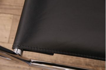 中古　Cassina(カッシーナ)　ル・コルビュジエ　LC1スリングチェア(アームチェア、椅子)(定価約44万円)(R-050377)
