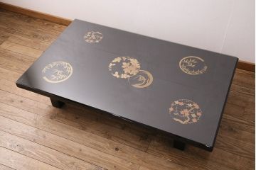 中古　美品　輪島塗り　草花の絵が上品に施された座卓(ローテーブル)(R-050378)