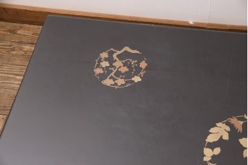中古　美品　輪島塗り　草花の絵が上品に施された座卓(ローテーブル)(R-050378)