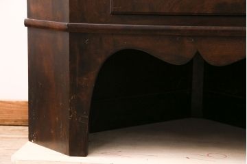 中古　民芸家具　松本民芸家具　B型隅棚(コーナーキャビネット、収納棚、戸棚、飾り棚、ラック)(定価約90万円)(R-050379)